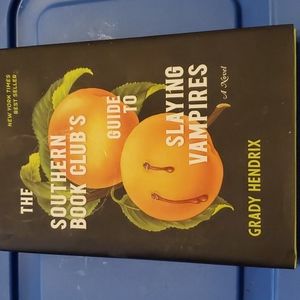 Book : The southern book club guide to slaying vampires